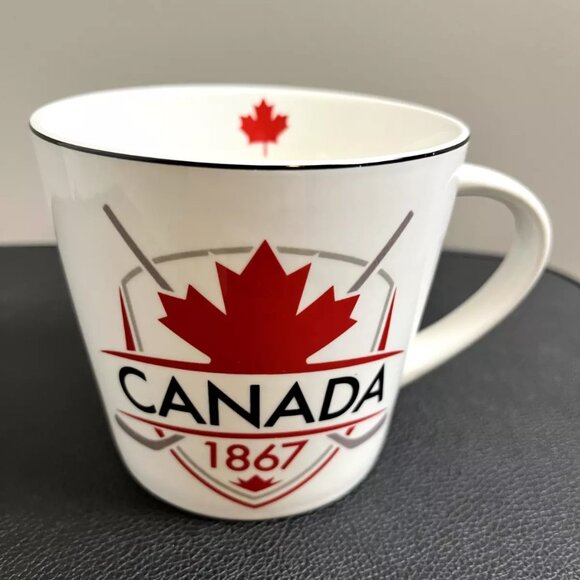 Retro Canadian Maple Leaf Hockey Mug 1867 White Grace Fine Ceramic Cup - Picture 1 of 5